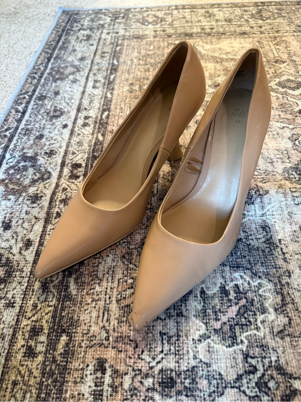H&M Beige Pointed-Toe Pumps - Women's Heels